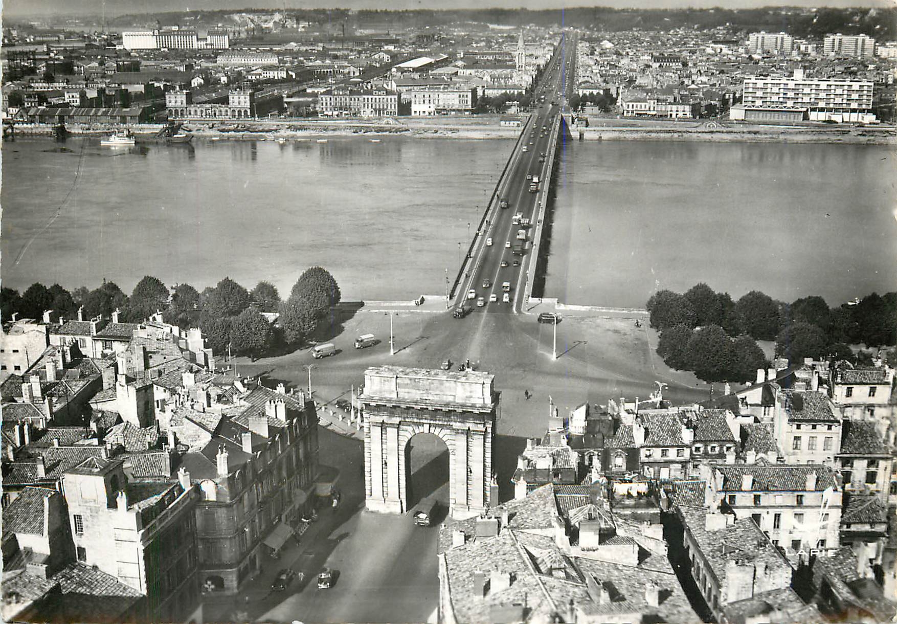 CPM Bordeaux (Gironde) Porte de Bourgogne