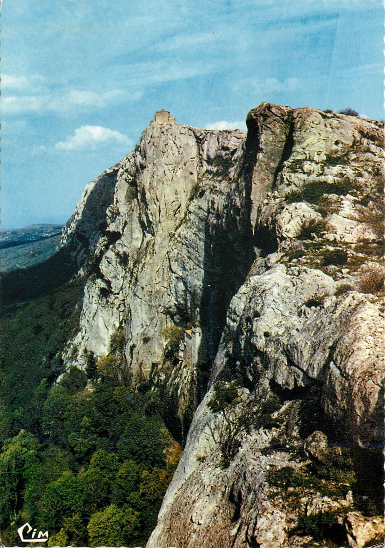 CPM La Sainte Baume (Var) alt 675 m vue sur la Grotte et le St pILON