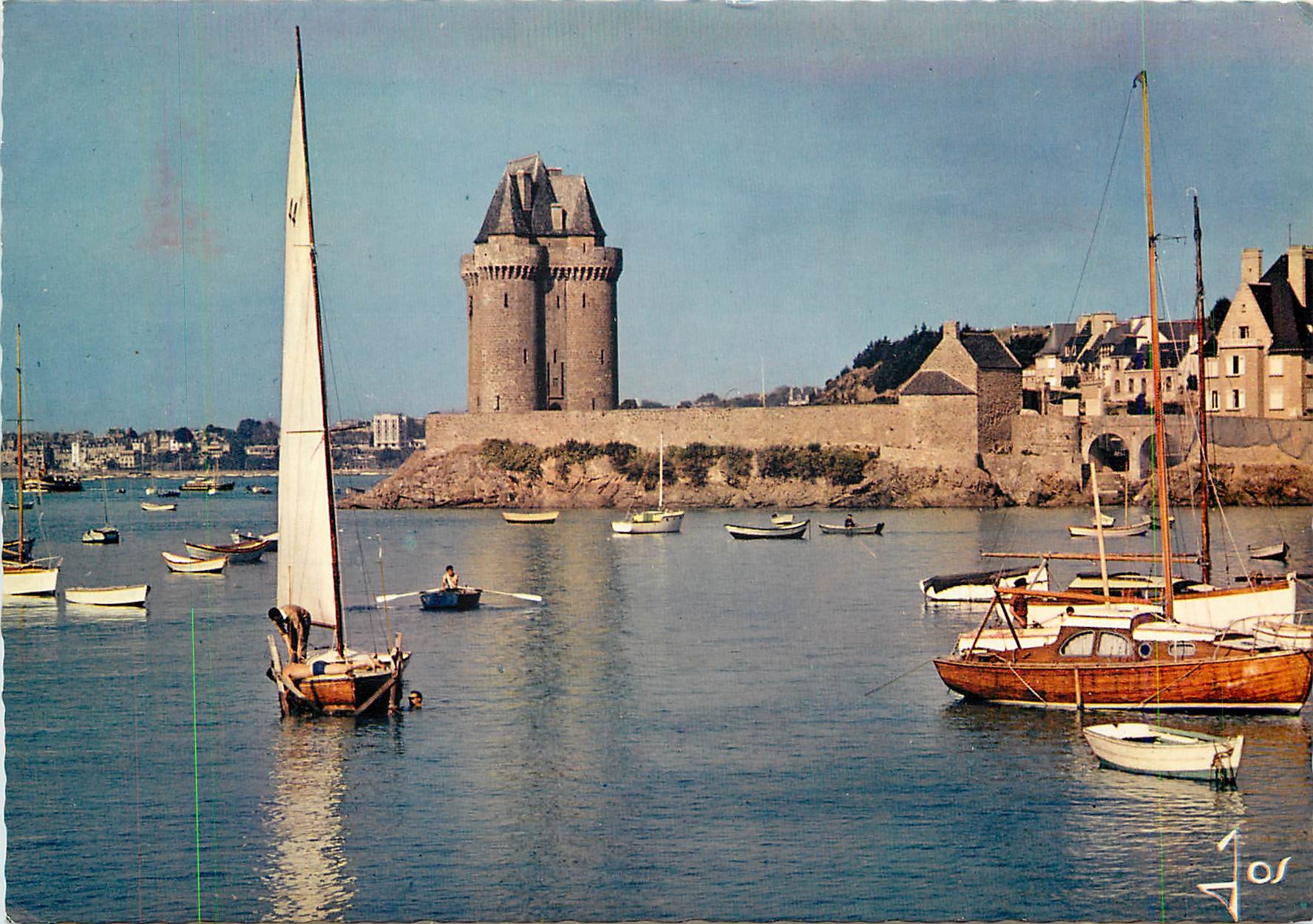 CPM La Bretagne en Couleurs Saint Servan (I et V) Le port et la tour Soldor