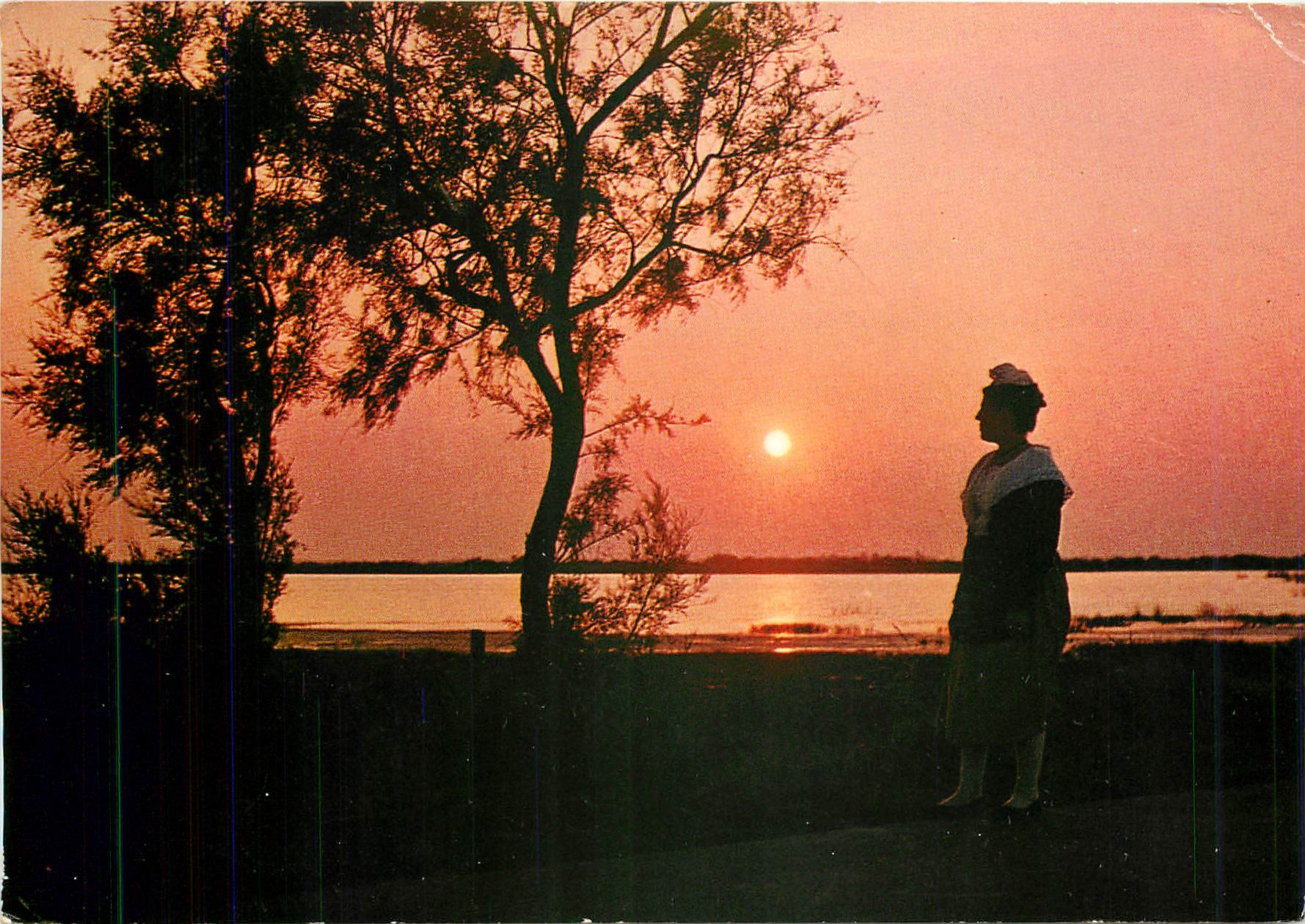 Coucher de Soleil sur le Vaccarès — Les Belles Images de Camargue — n° 3098