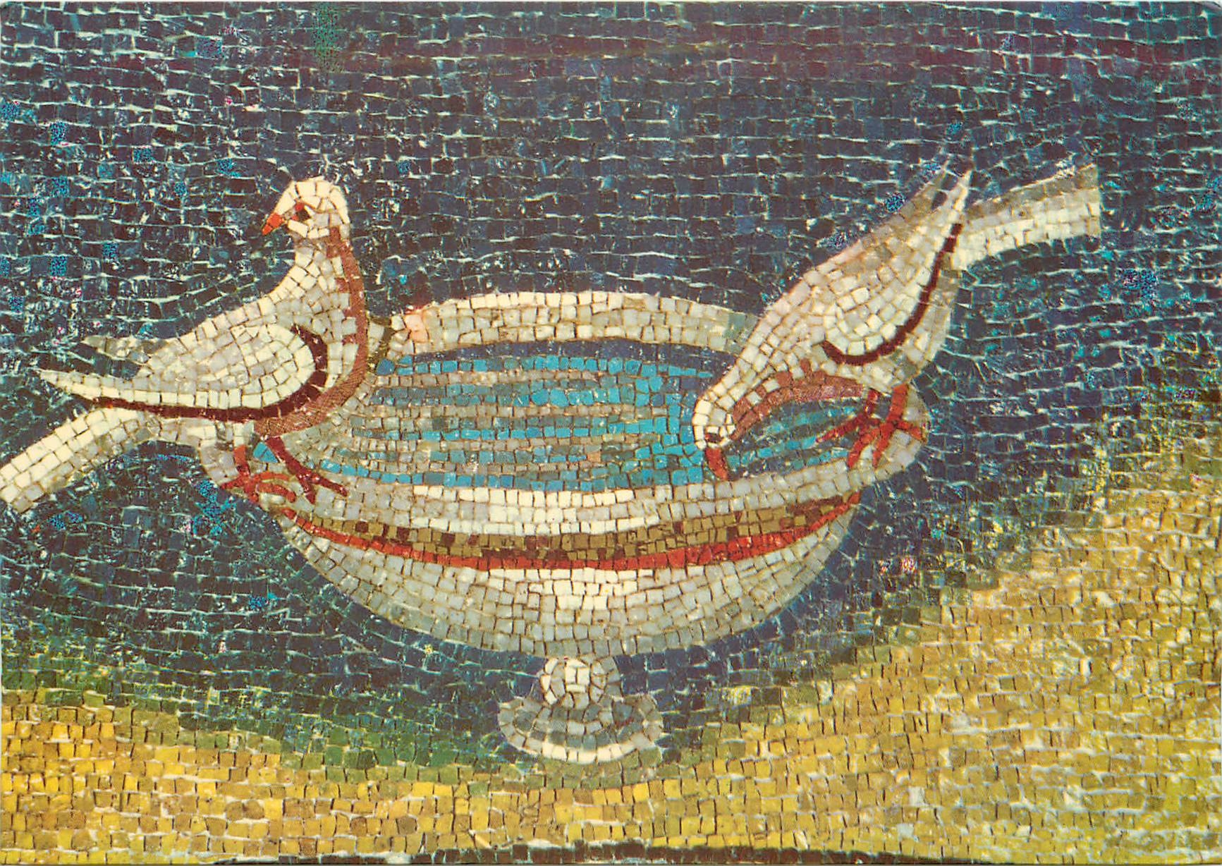 CPM Ravenne Mausoleo di Galla Placidia Colombes (Ve s)