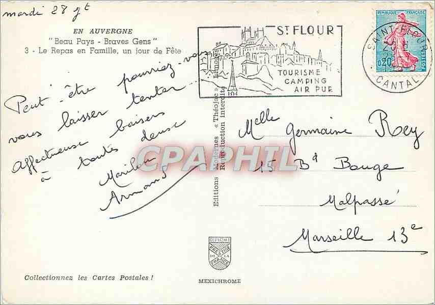 CPM En Auvergne Beau Pays Braves Gens Le Repas en Famille un jour de Fete Folklore — Verso