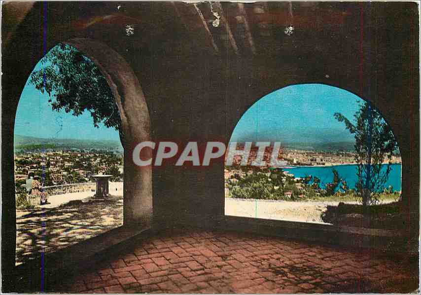 CPM Laroupe vue sur Antibes prisse de N D de la Garoupe