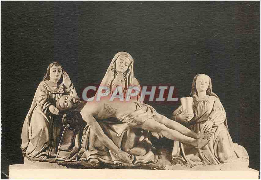 CPM Eglise Romane du XIIe s Saint Saturnin (Puy de Dome) La Pieta