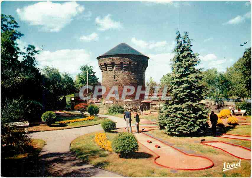 CPM Angers (Maine et Loire) Le Jardin de la Tour des Anglais Son golg miniature