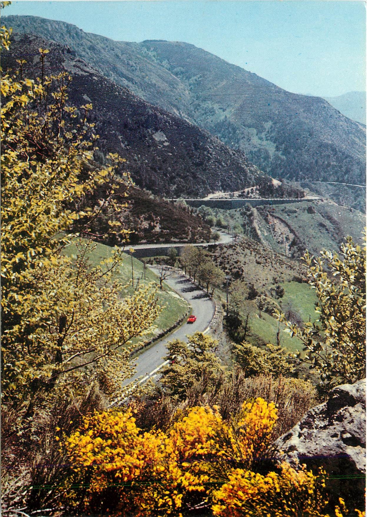 CPM Paysages du Vivarais La Sauvage et pittoresque route du col de la Chavade (1265 m) reliant par l