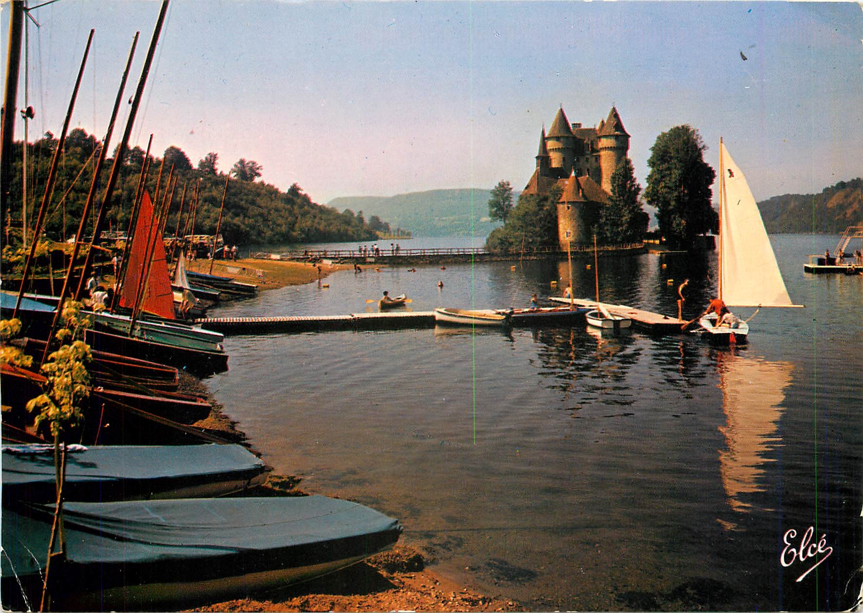 CPM Bort les Orgues (Correze) Le Chateau de val (XVes)