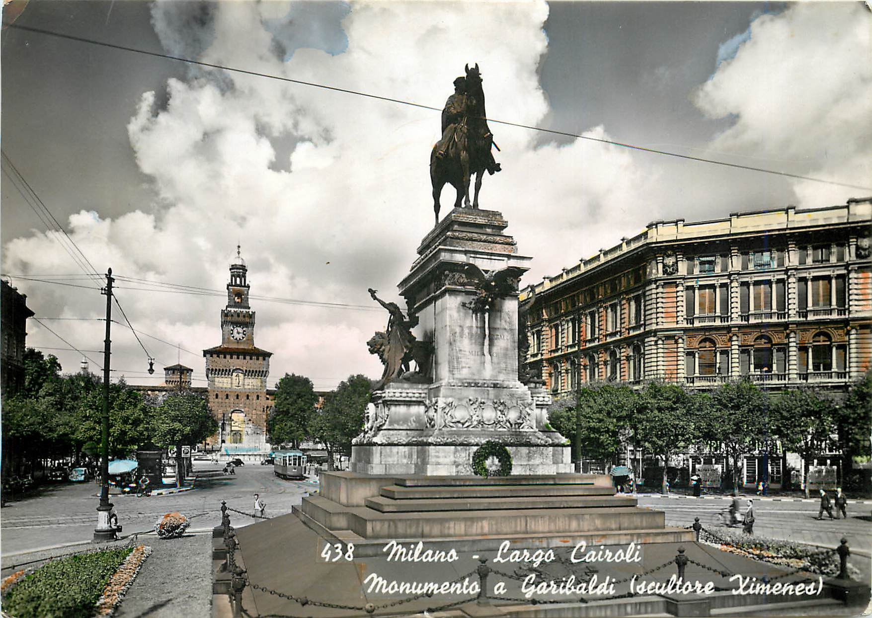 CPM Milano Largo Cairoli Monumento a Garibaldi (Scultore Kimenes)