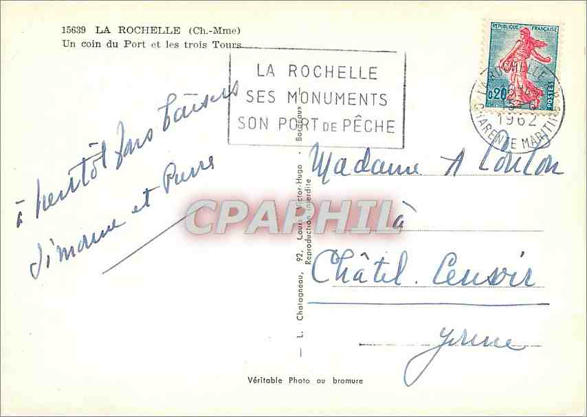 CPM La Rochelle (Ch Mme) Un coin du Port et les Trois Tours Bateau Fleur des Iles — Verso