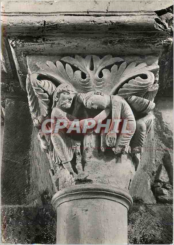 CPM Vezelay (Yonne) Eglise abbatiale de la Madeleine (Debut XIes debut XIIIe s) Chapiteau Nef cote N