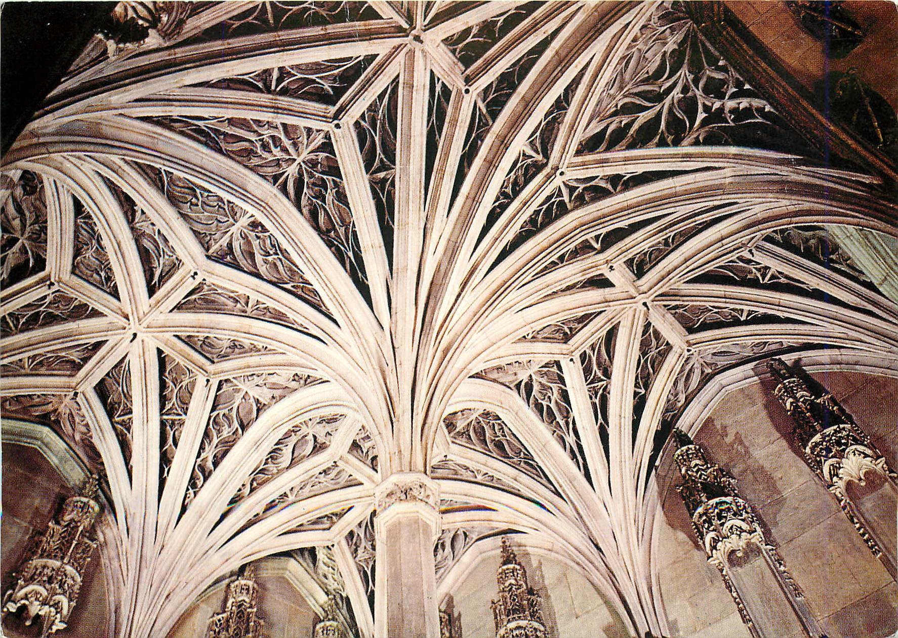 CPM Paris Musee des Thermes et de l'Hotel de Cluny Voutres de la Chapelle de l'Hotel des Abbes de Cl