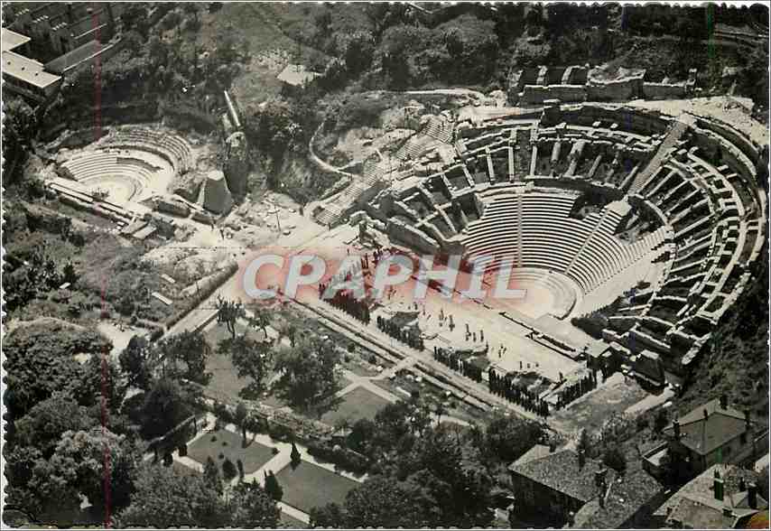 CPM Vue aerienne des deux theatres romains Lyon