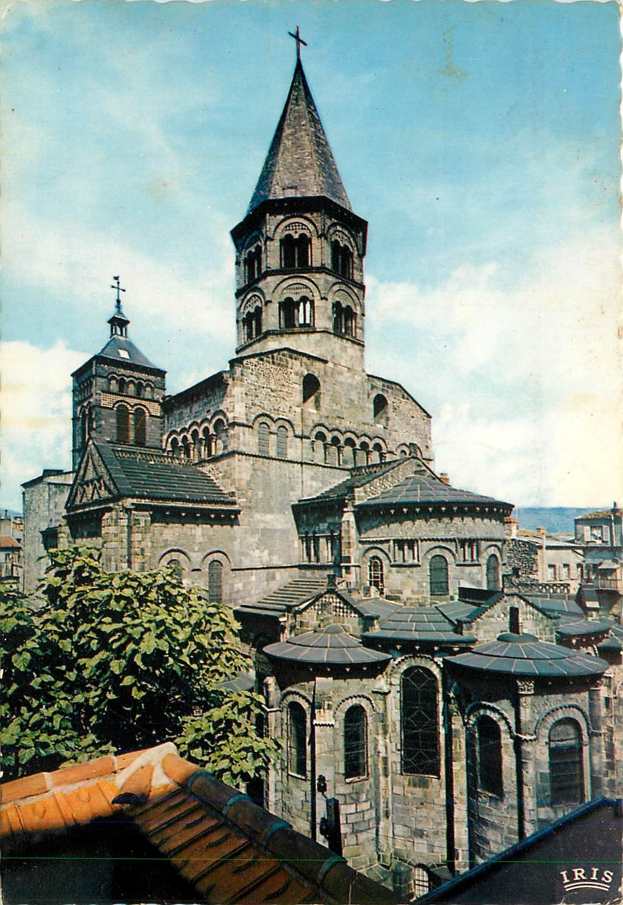 CPM Clermont Ferrand Eglise N D du Port l'Abside Romane