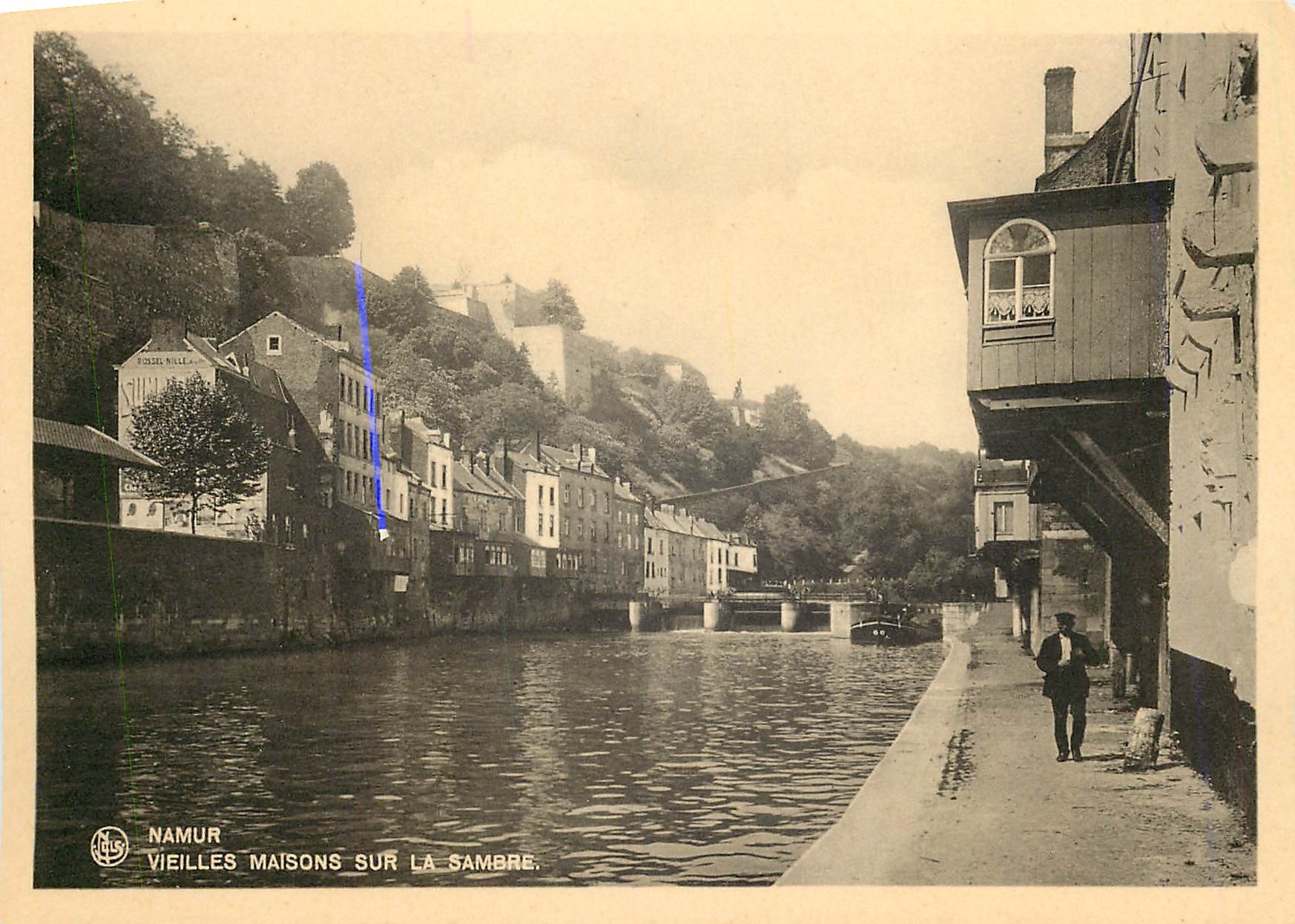 CPM Namur Vieilles Maisons sur la Sambre