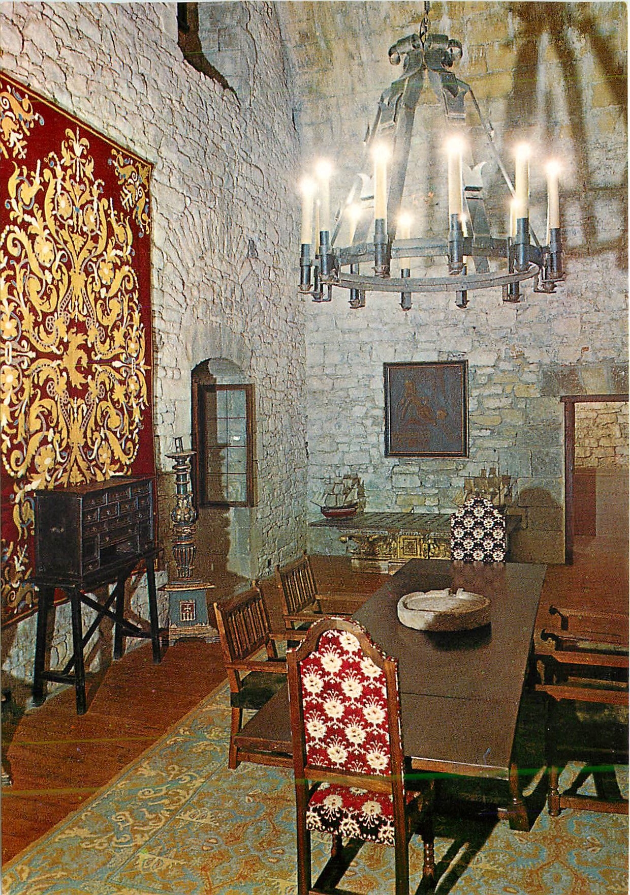 CPM Parador de Turismi El Emperador Fuenterrabia Salle de Conseil au 2e etage