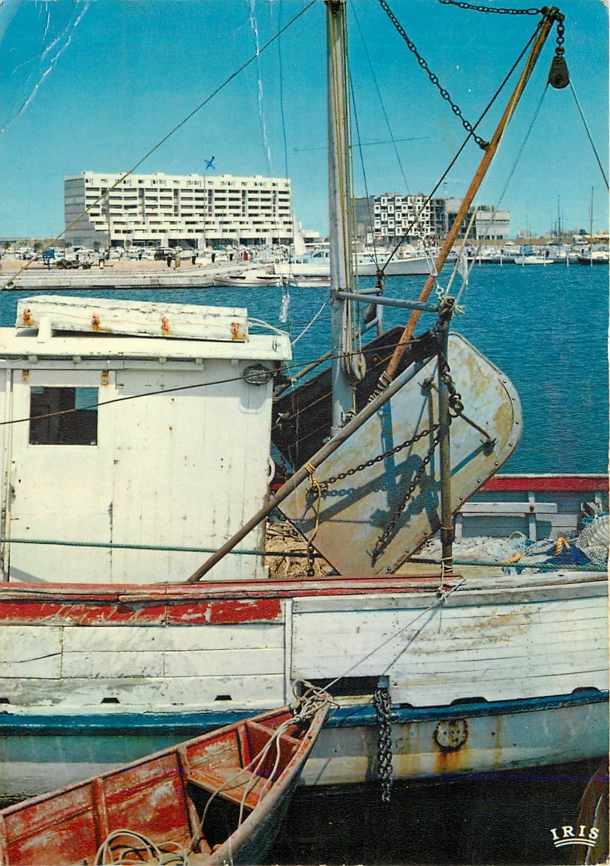 CPM Herault Touristique en Languedoc sur la Floride Francais Cannon avec son Port et sa Plage des Sa