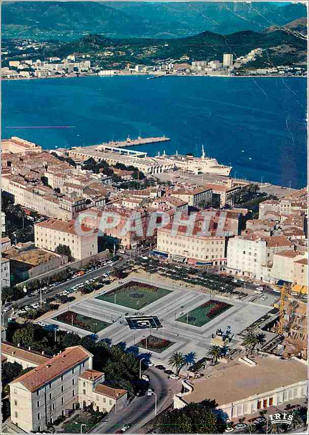 CPM Charmes et Couleurs de la Corse Ajaccio Vue d'ensemble La Place de Gaulle renovee