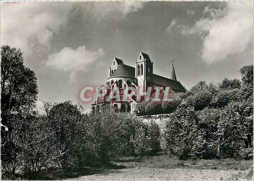 CPM Prieure de Saint Leu D'Esserent (Oise) L'Eglise vue a l'est