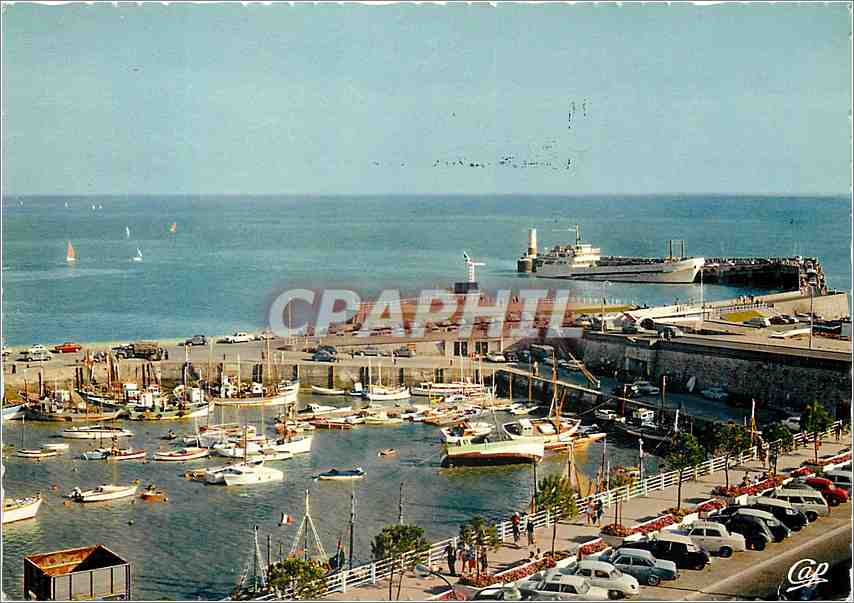 CPM Royan Le Port et le Bac Bateaux
