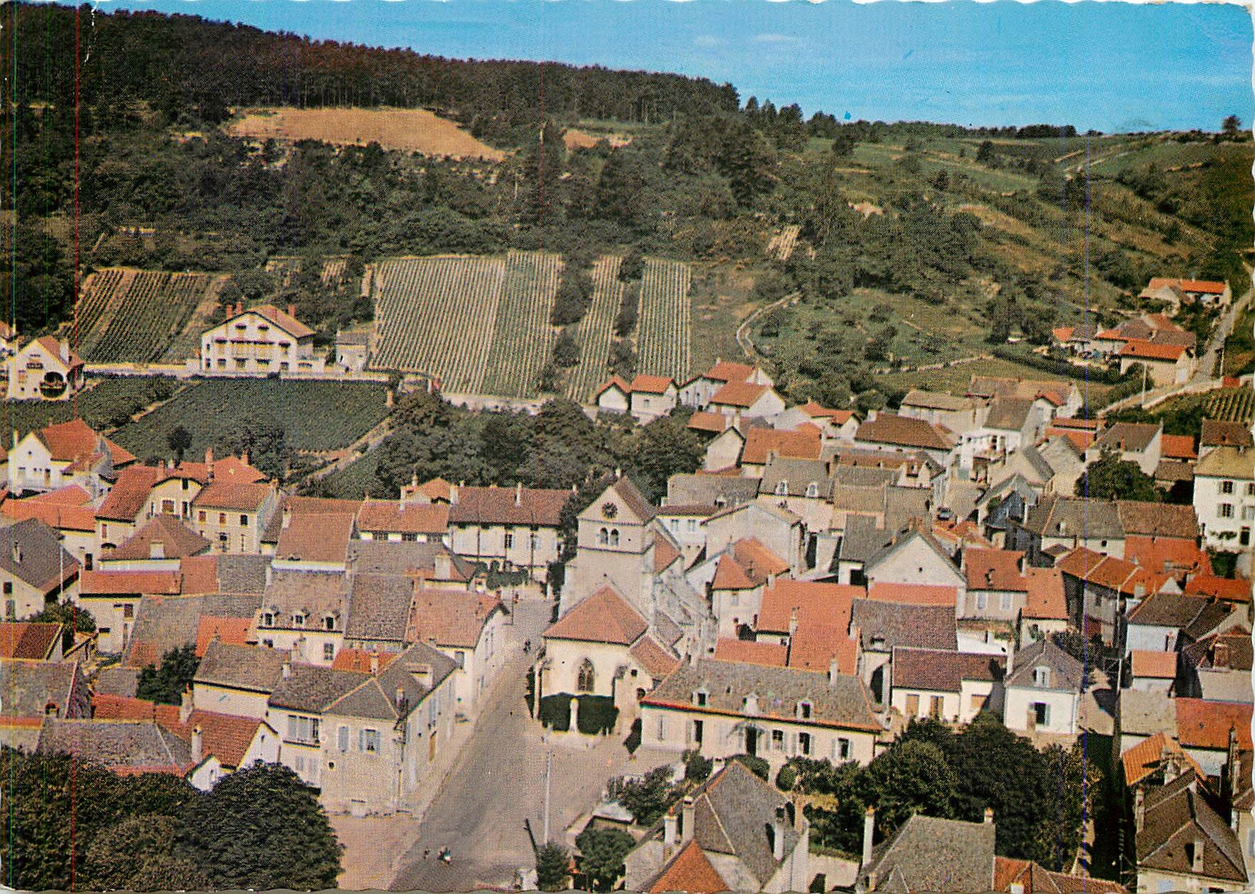 CPM Volnay (Cote d'Or) L'Eglise vue generale