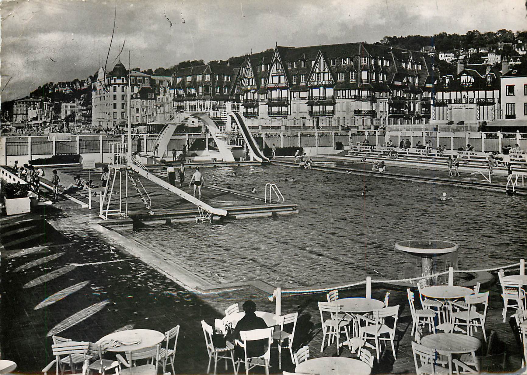 CPM La Reine des Plages Touville la nouvelle Piscine