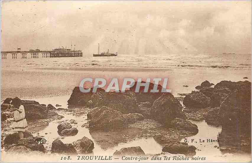 TROUVILLE — Contre-jour dans les Roches noires — G. F., Le Havre