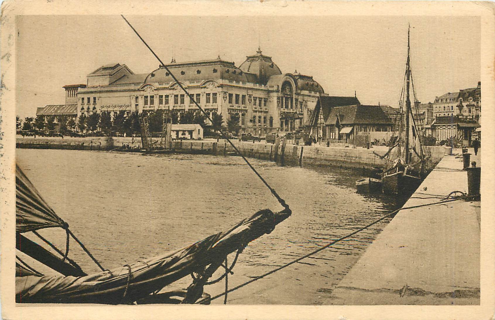 TROUVILLE, la Reine des Plages — Le Casino et la Touques — éditeur inconnu, n° 123
