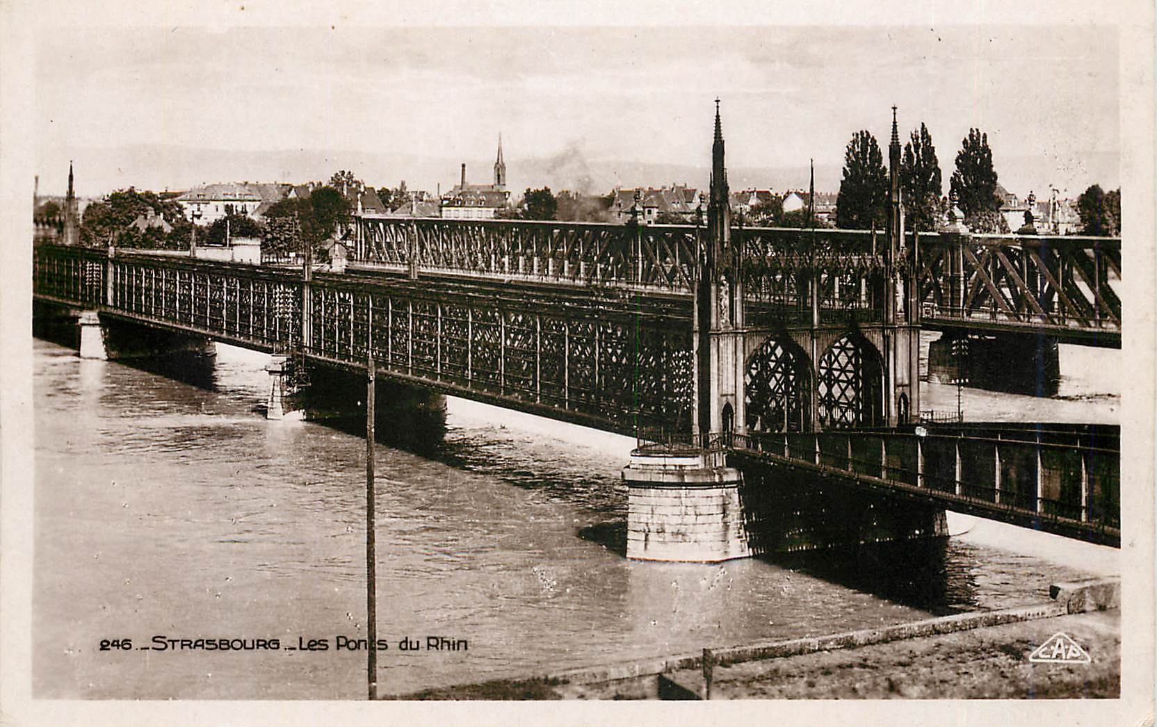 CPA Strasbourg Les Ponts du Rhin 