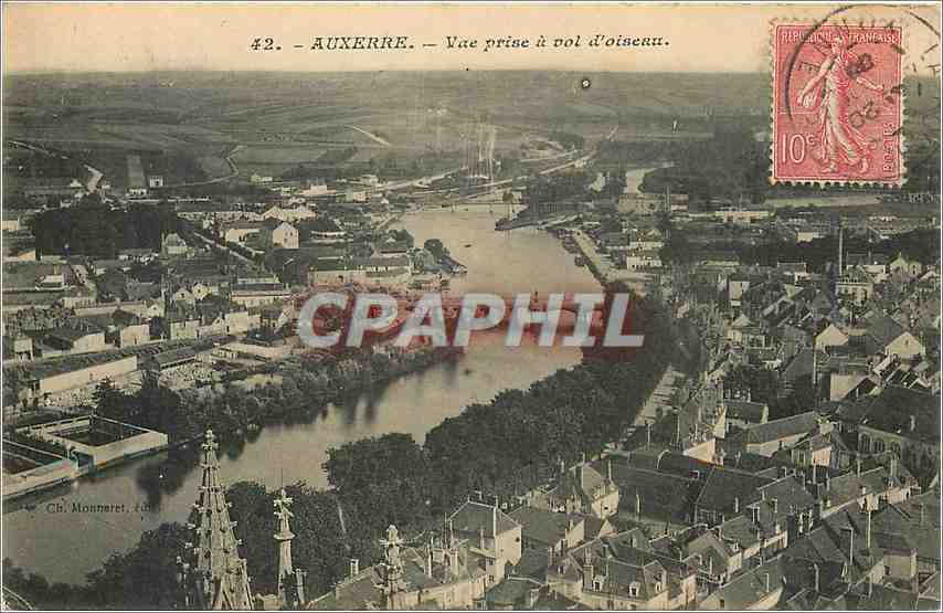 CPA Auxerre Vue prise a vol d'Oiseau 