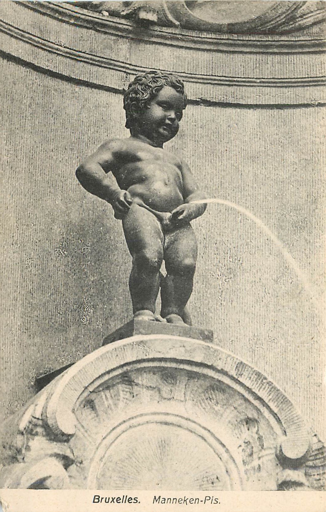 CPA Bruxelles Manneken Pis 
