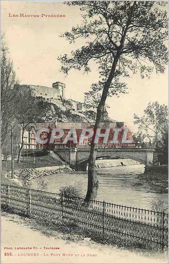 CPA Lourdes Le Pont Neuf et le Pont 