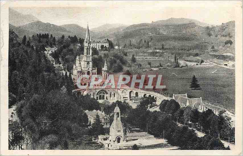 CPM Lourdes La Basilique et le Monument Interallie vus du Chateau Fort 