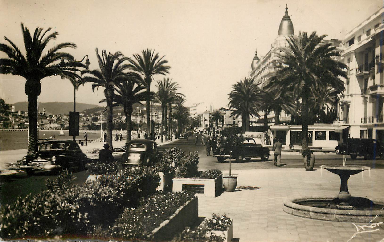 CPM La Cote d'Azur Cannes La Croisette 