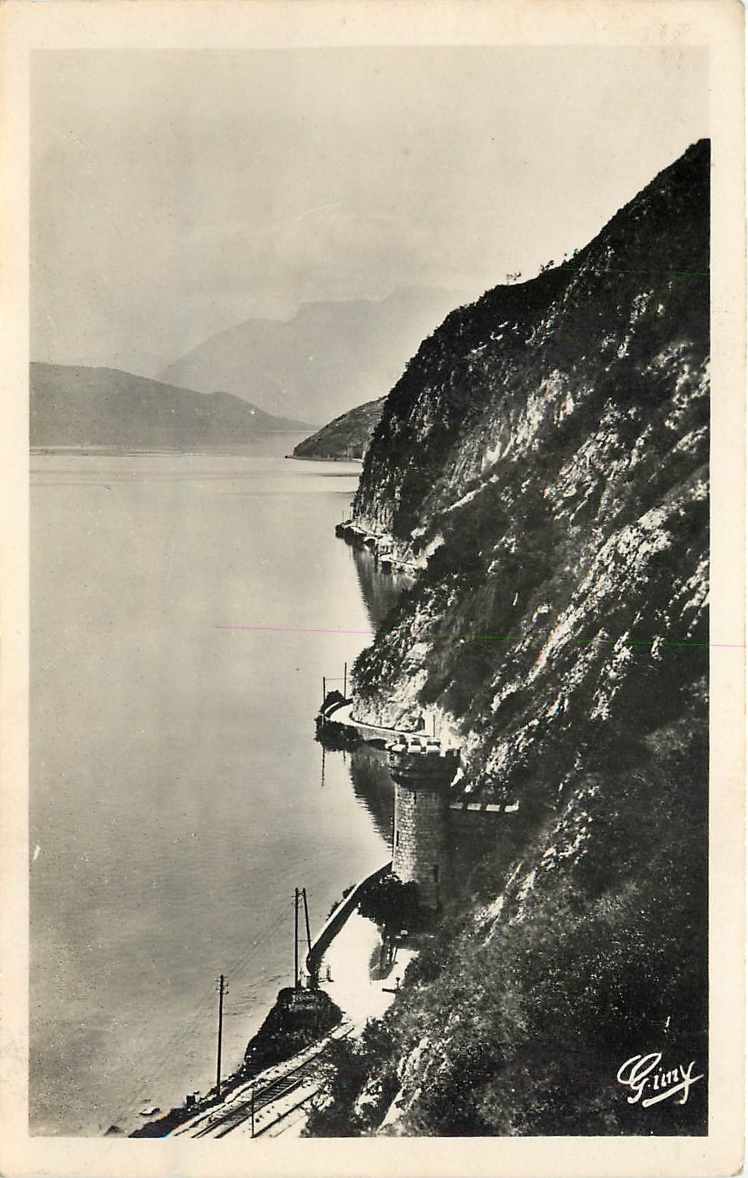 CPM Lac du Bourget Route d'Aix les Bains a Chindrieux Les Tunnels 