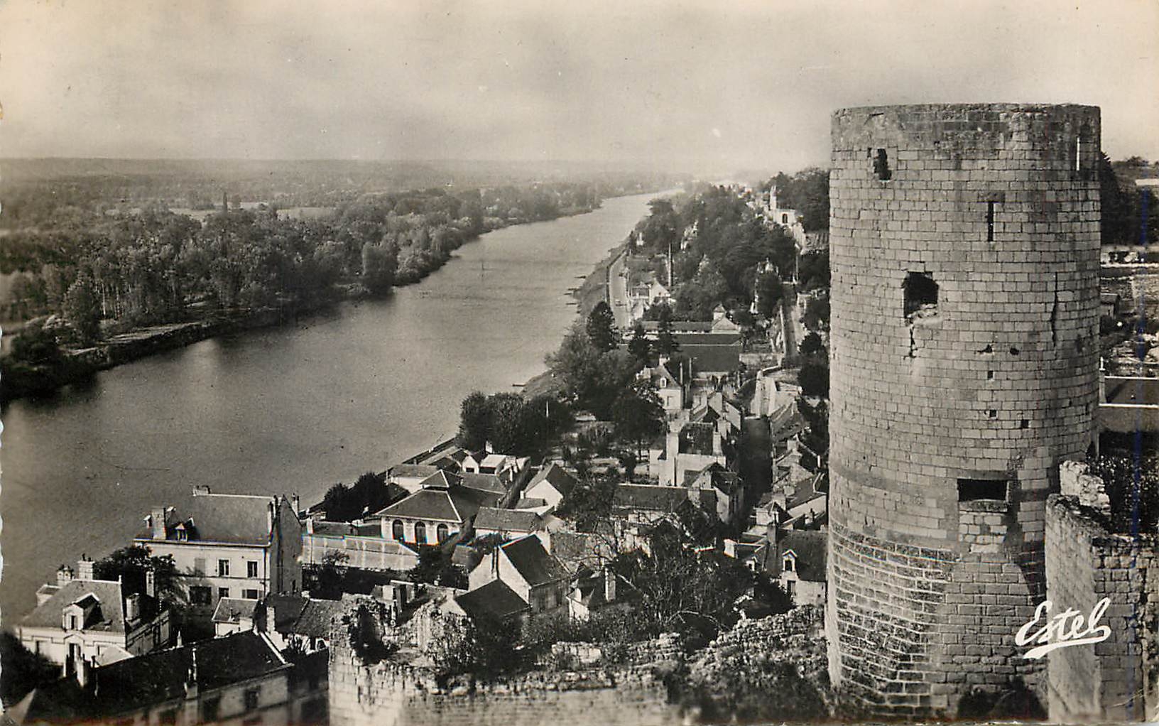 CPM Le Chateau de Chinon La Tour du Moulin et la Vallee de la Vienne 