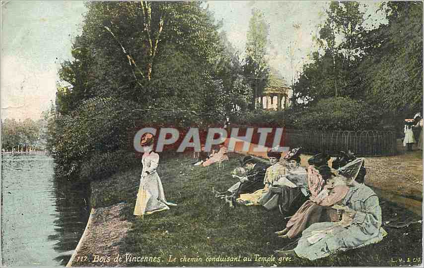 CPA Bois de Vincennes Le chemin conduisant au Temple grec 