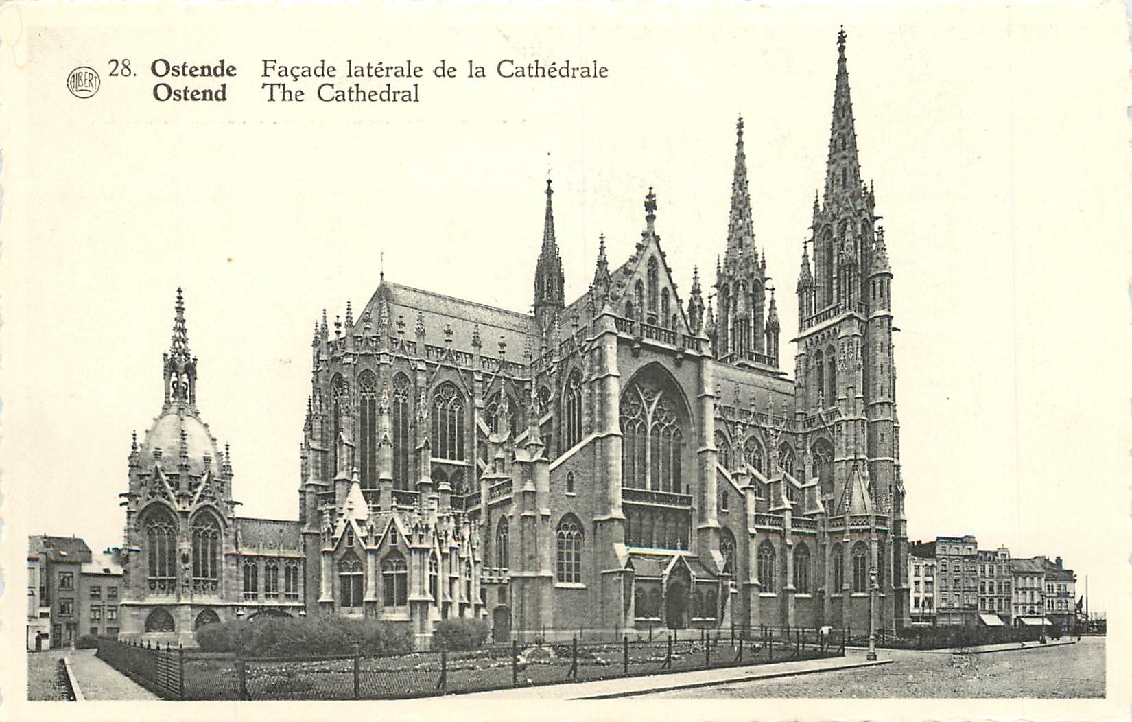 CPA Ostende Facade Laterale de la Cathedrale 