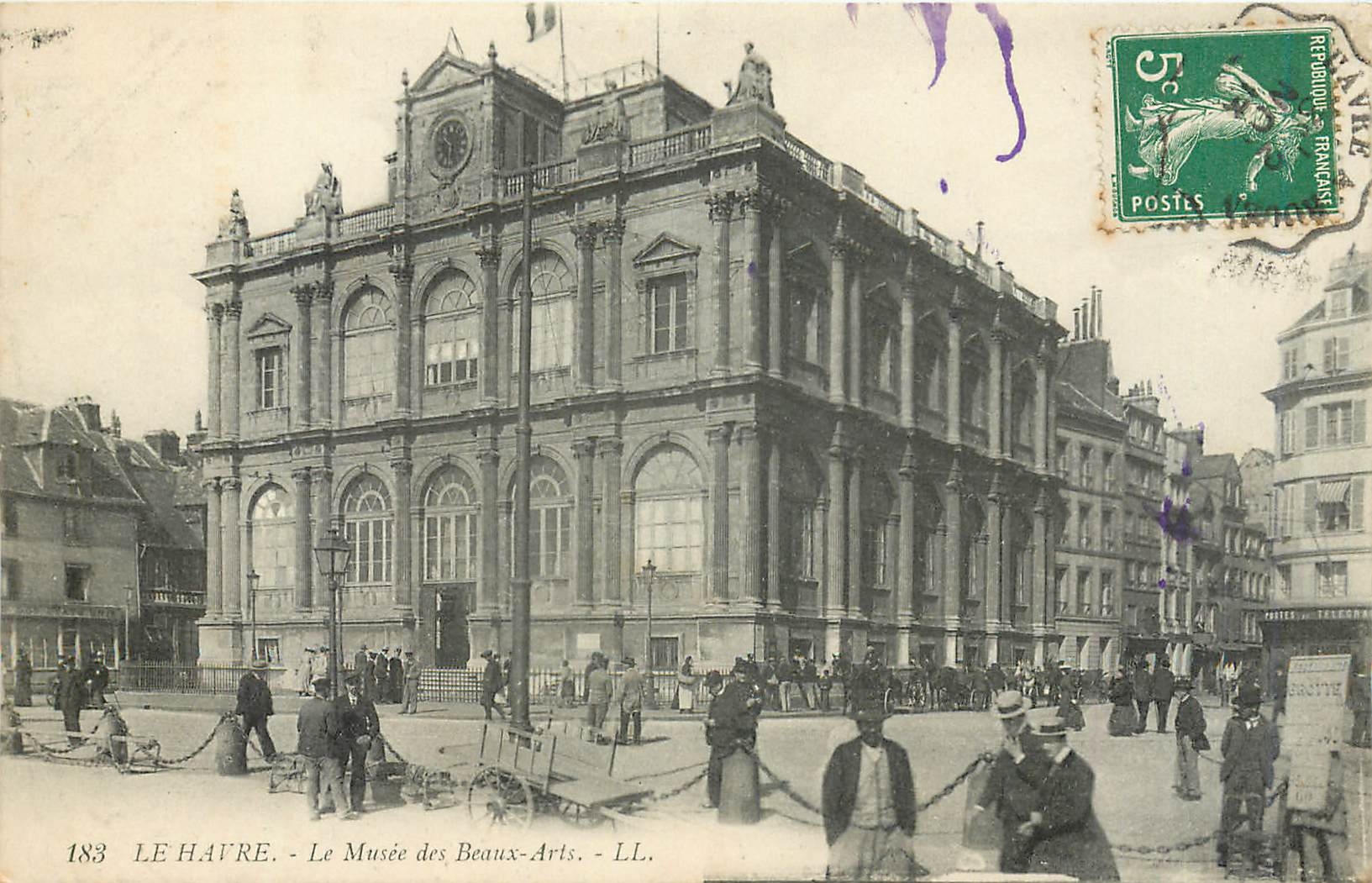 CPA Le Havre Le Musee des Beaux Arts 