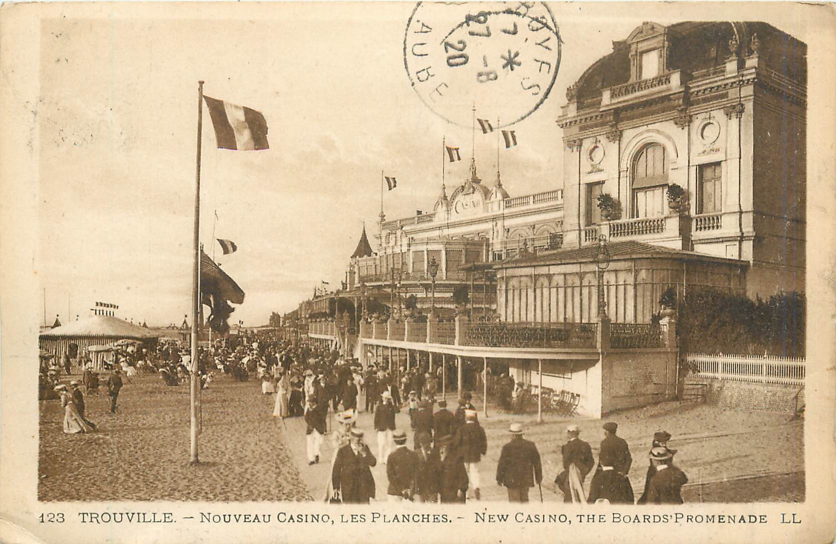 Trouville — Nouveau Casino, Les Planches — Imp. Lévy Fil & Cie