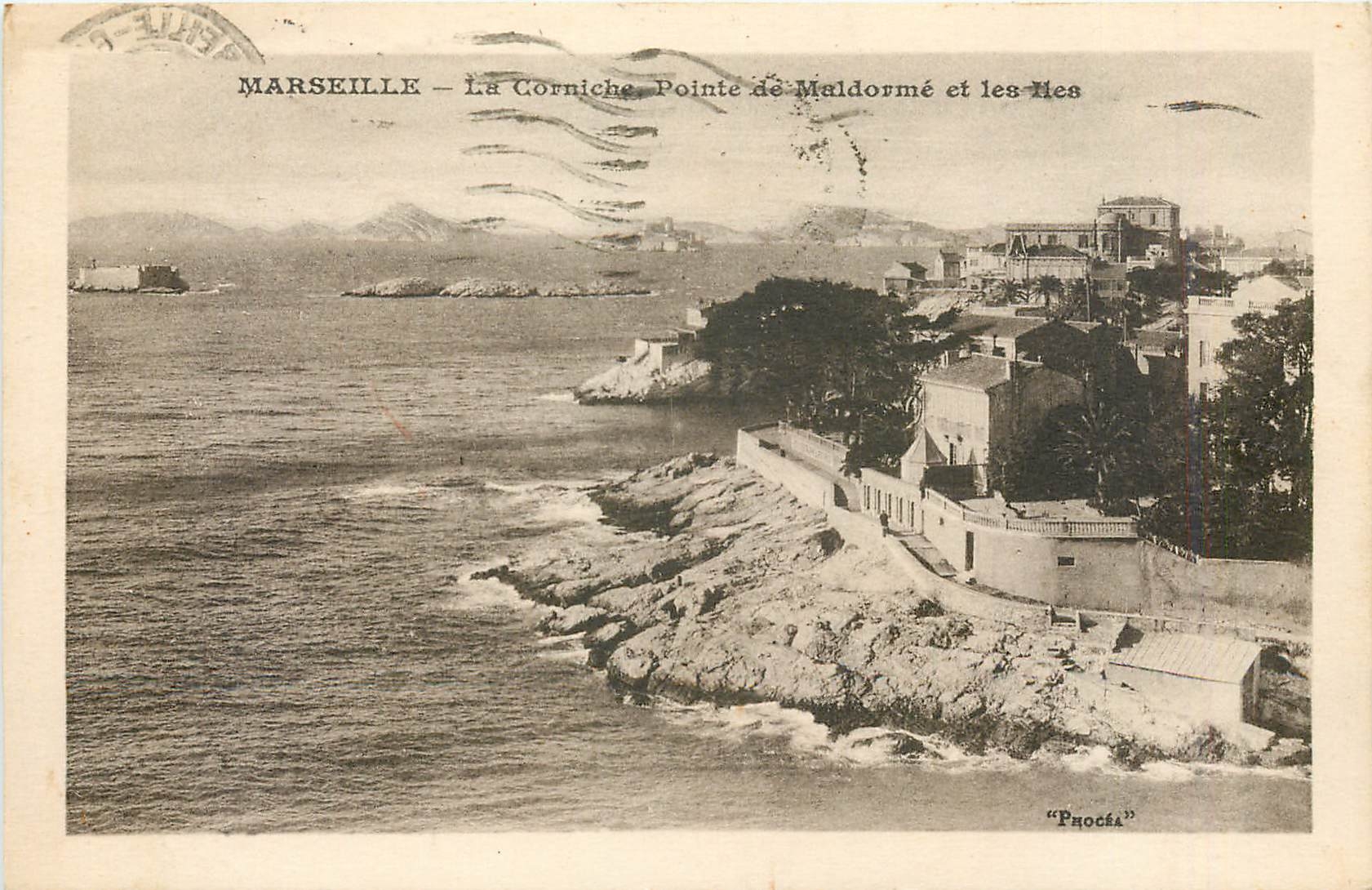 CPA Marseille La Corniche Pointe de Maldorme et les Iles 