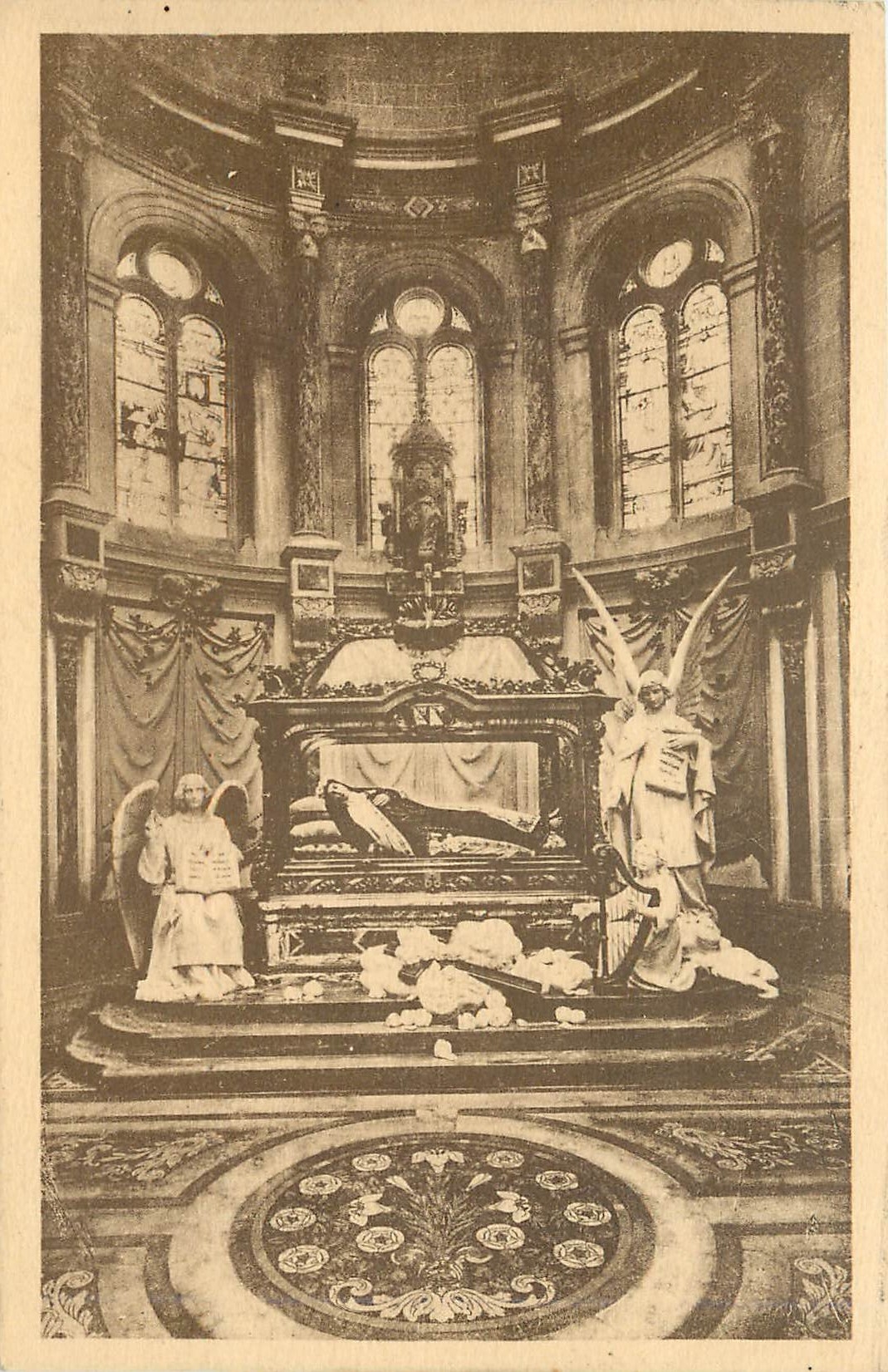 CPA Chapelle et Chasse de Sainte Therese de l'Enfant Jesus 