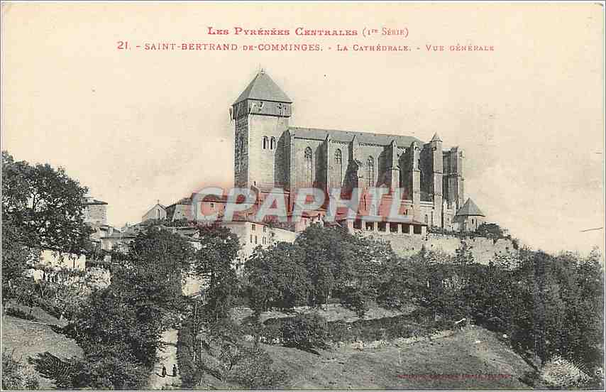 CPA Saint Bertrand de Comminges La Cathedrale Vue generale 