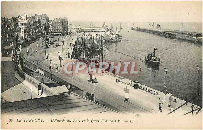 CPA Le Treport L'Entree du Port et le Quai Francois 1er
