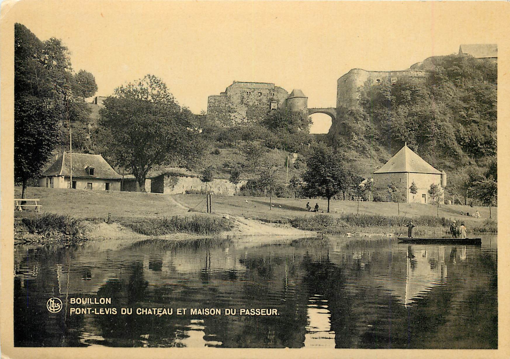 CPA Bouillon Pont Levis du Chateau et Maison du Passeur 