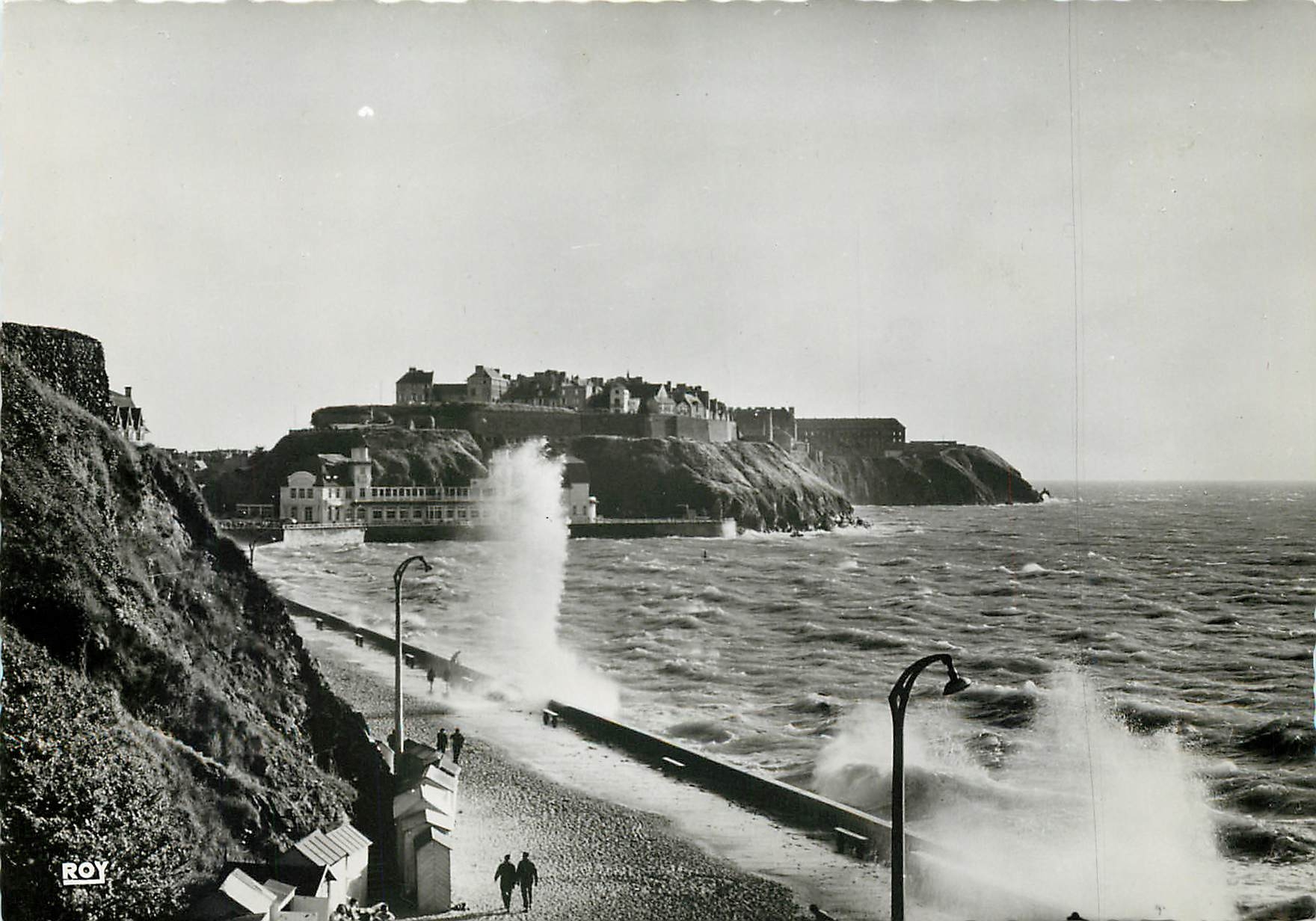 Granville (Manche) — Die Oberstadt. Der Strand bei Ebbe — Éditions D'ARARIO
