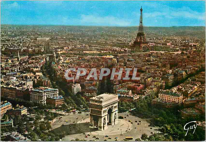 CPM En avion sur Paris L'Arc de triomphe de l'Etoile 