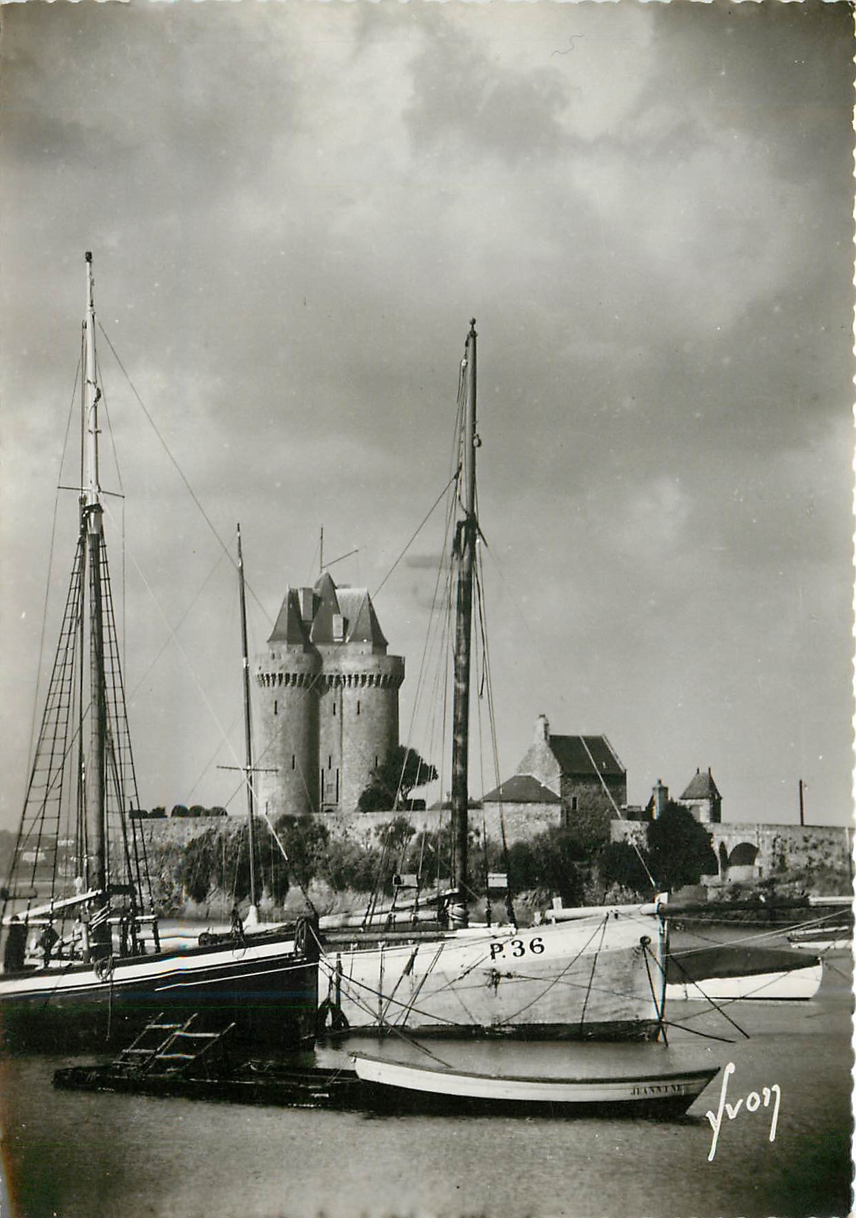 Saint-Servan (Île-et-Vilaine) — Le four Solidor et le port — Les Éditions de M. N. Yvon, n° 878