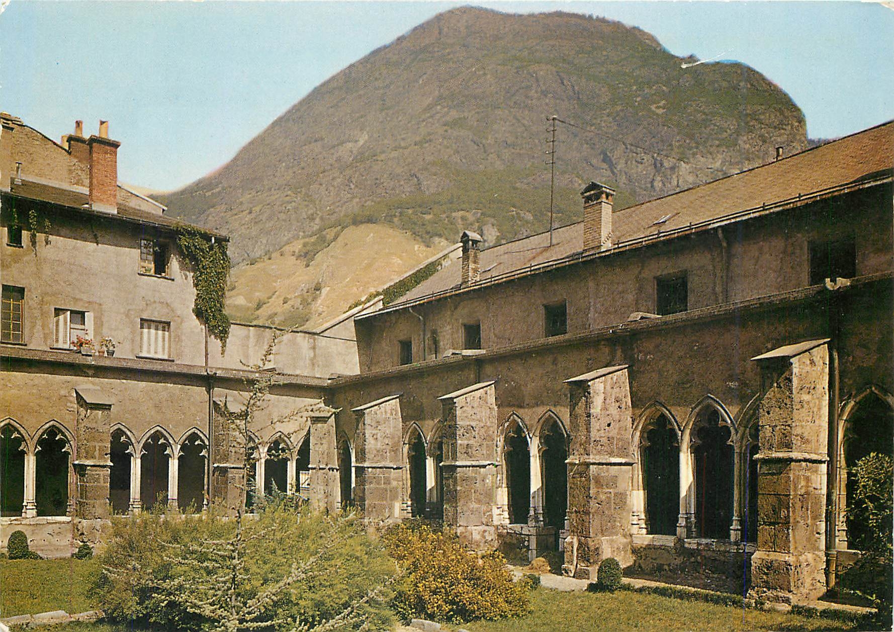 CPM St Jean de Maurienne Savoie Le cloitre 