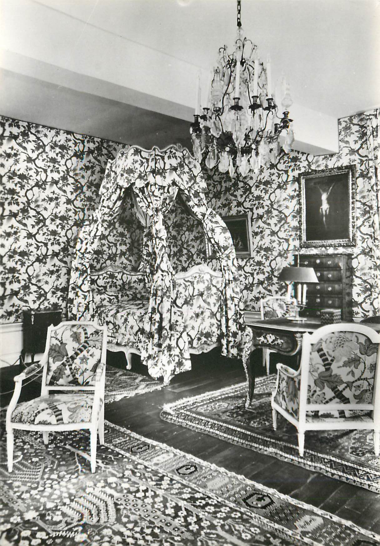 CPM Sermentizon P de D Chateau d'Aulteribe Chambre d'Ete 