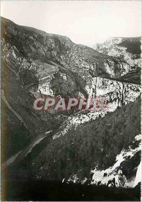CPM Les Gorges Pittoresques du Verdon Le Verdon Vu de la Corniche Sublime 